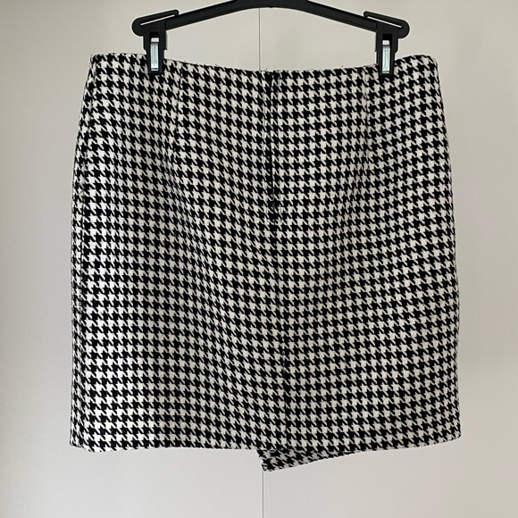 H&M houndstooth skirt - Picture 11 of 12